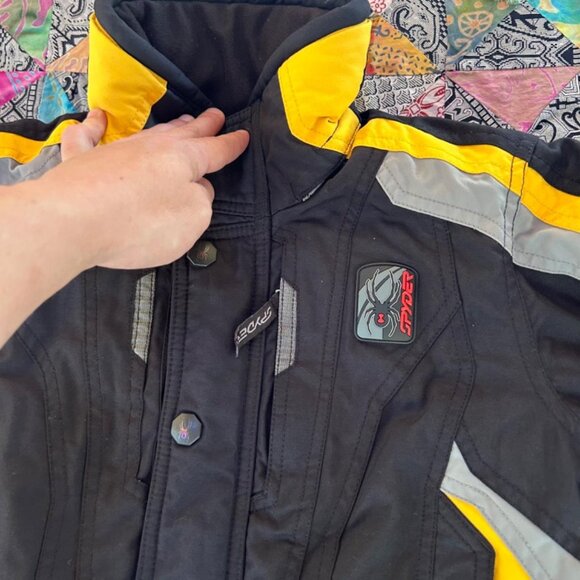 Spyder Jacket Boys 4 Black Yellow Snowboard Winter Coat Snow Youth Small To Tall - Picture 4 of 8